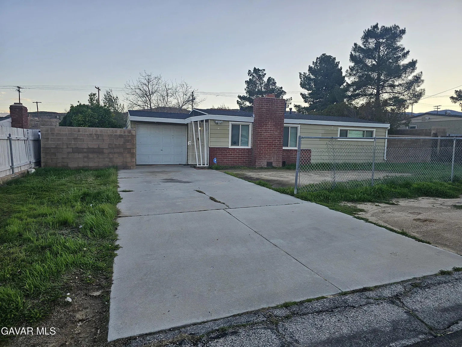1132 W Avenue P #14 photo 1