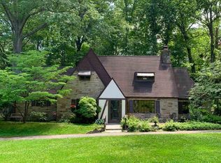 70 Roland Park Dr, Huntington, WV 25705