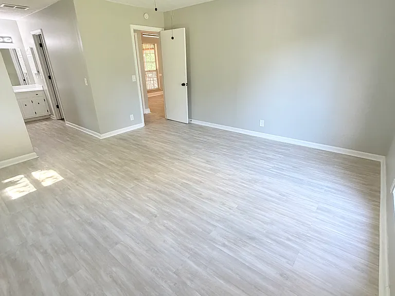 3565 Gondola Dr — Photo 14
