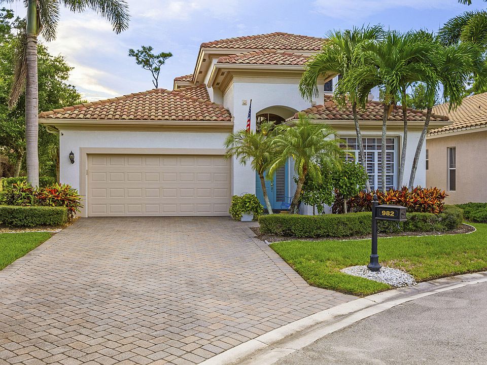1st image of 982 SW Palm Cove Drive