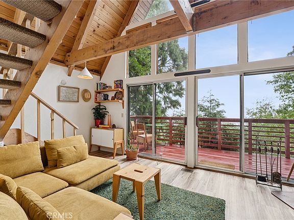 5th image of 26631 Valley View Dr