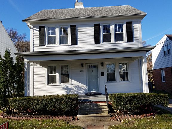Well maintained two story