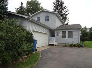 142 Mill St, Ortonville, MI