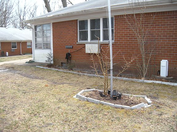 2nd image of 162A Columbine Ave