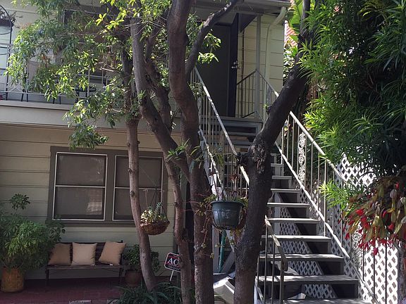 2nd image of 1207 Horn Ave APT 9