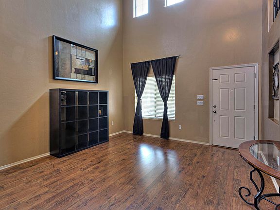 5th image of 472 W Camino Tunera