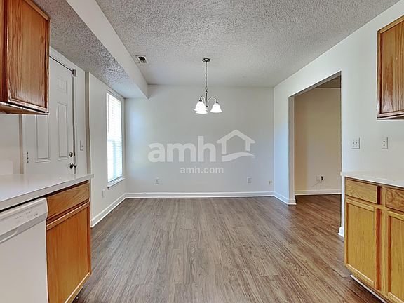 5th image of 4945 Hopewood Ln