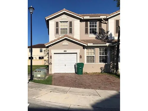 11823 SW 152nd Ct Photo 1