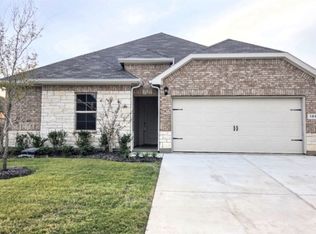 109 Trinity St, Grandview, TX 76050