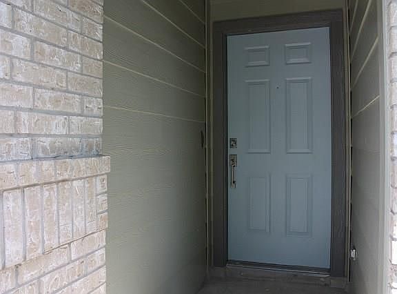 3rd image of 8104 Hawick Dr