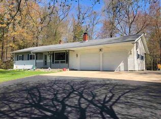 W6740 Lake Dr, Shawano, WI 54166