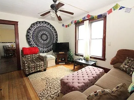 3 bed, 1080 sqft, $2,850 — Photo 2