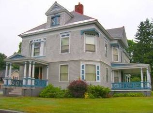 9 Henry St, Bellows Falls, VT 05101