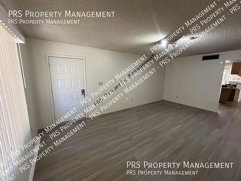 5309 S River Dr — Photo 5