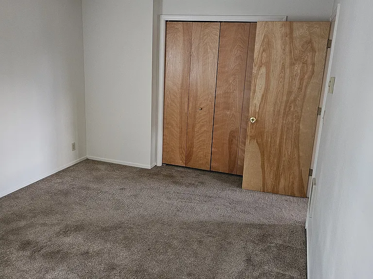 4150 Henry Ct #B — Photo 12