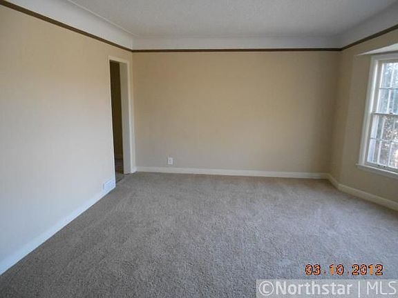 3rd image of 1514 Xerxes Ave N