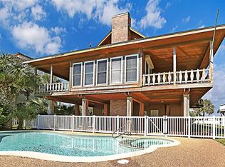 14119 Grambo Blvd, Galveston, TX 77554