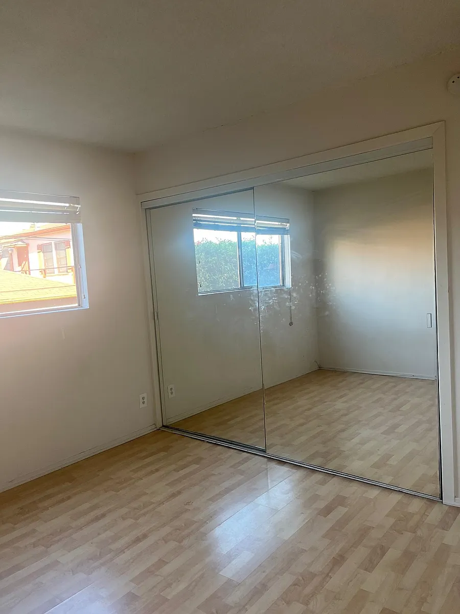 Building Photo - 1211 Pico Blvd #5
