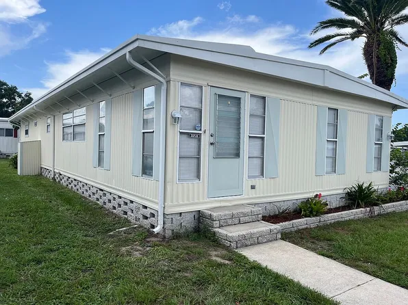 15435 Lakeshore Villa Blvd #110, Tampa, FL 33613