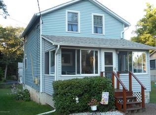 45 Raeder Ave, Mountain Top, PA 18707