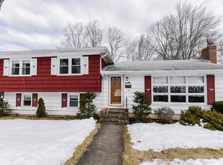 73 Chute Rd, Dedham, MA 02026