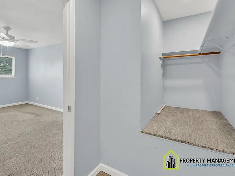 5334 Karbet Way — Photo 22