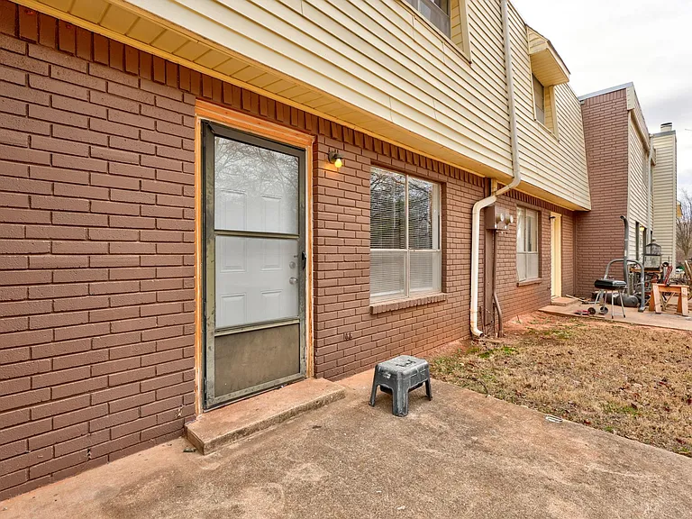 1400 N Perkins Rd #M97 — Photo 43