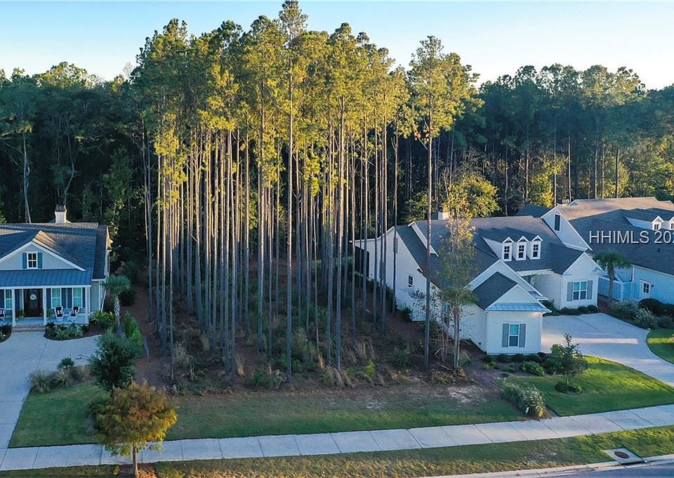 1st image of 462 Lake Bluff Dr