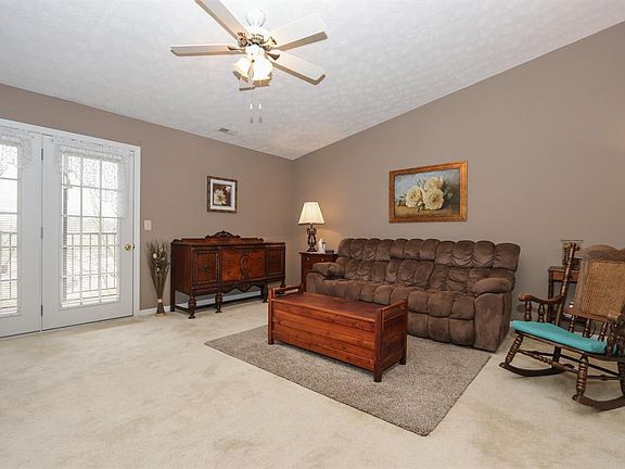 4th image of 5470 Asbury Lake Dr Unit 28