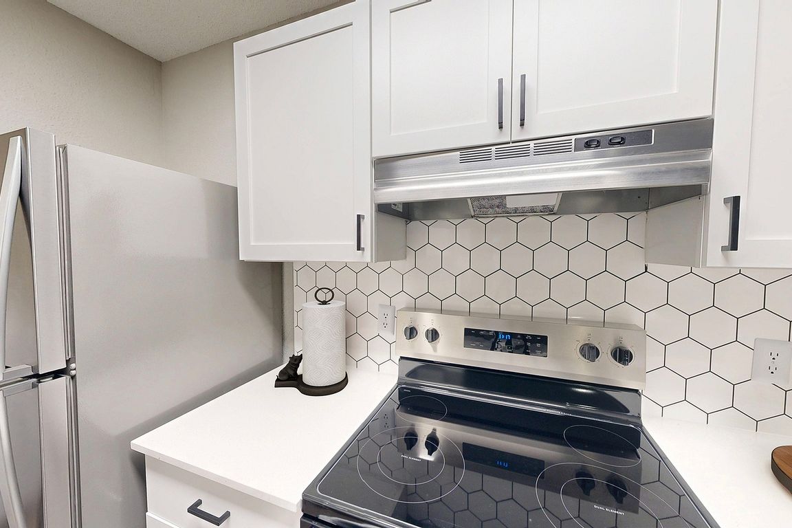 Sleek and Modern Kitchen Appliances