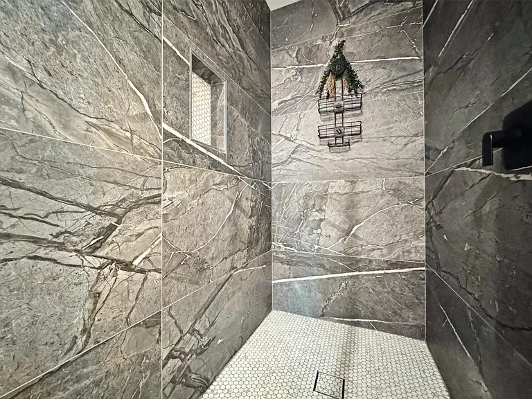 5632 Bertellis Ln — Photo 13