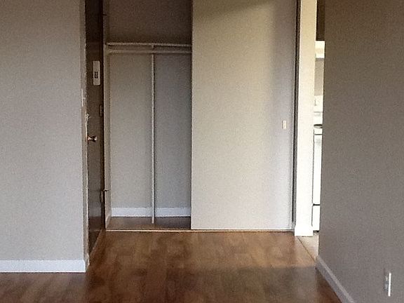 3rd image of 402 N G St APT 28