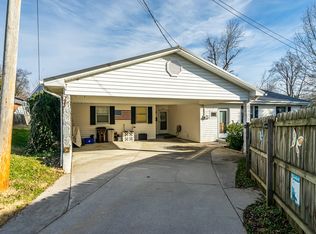 102 Piedmont Rd, Oak Ridge, TN 37830