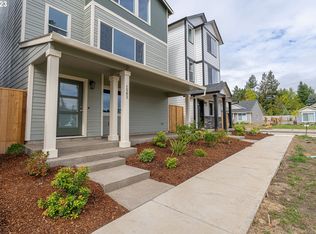 1502 N Chehalis Ln, Newberg, OR 97132