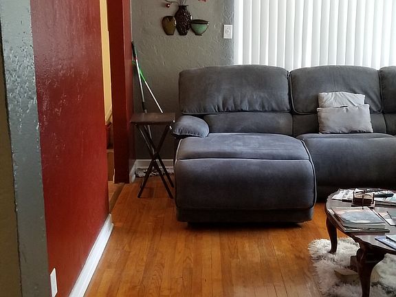 5th image of 4725 15th Ave N