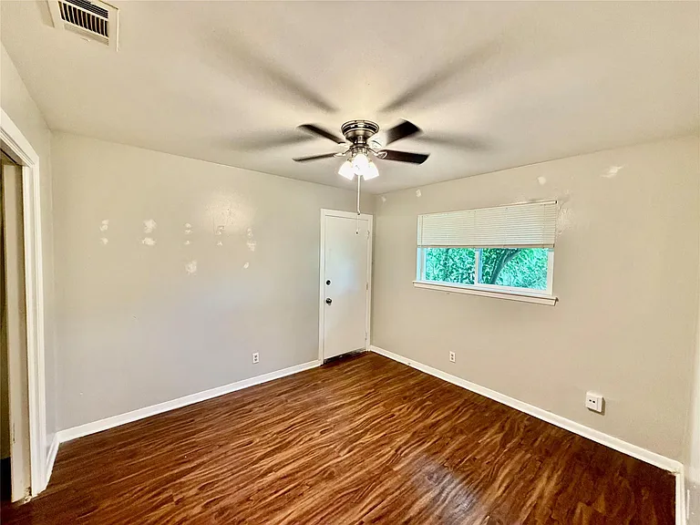 2201 Lanier Dr #A — Photo 8