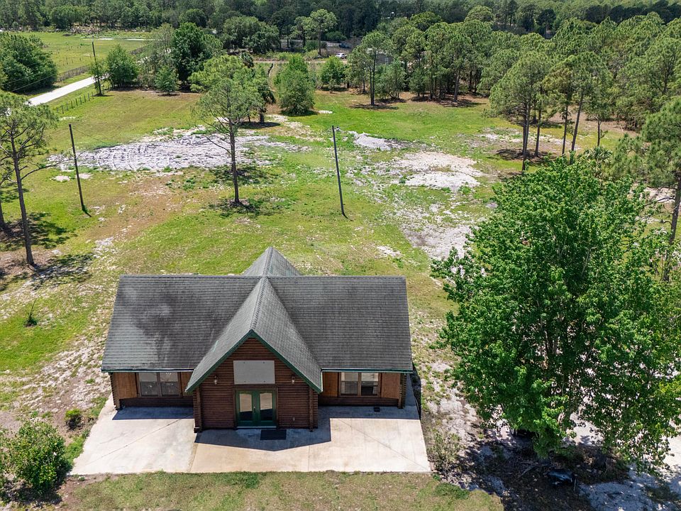 1st image of 13822 Center Avenue