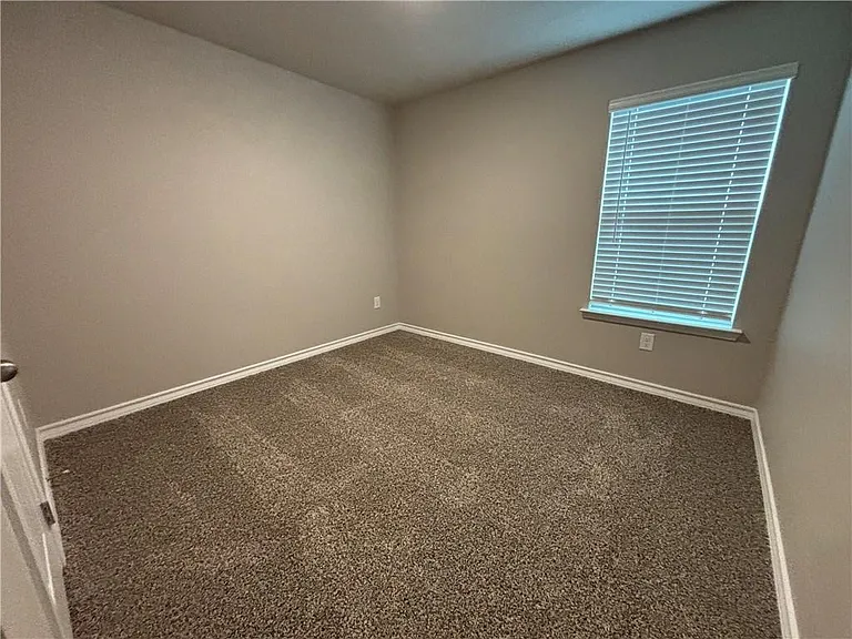 2243 Medusa Dr — Photo 11