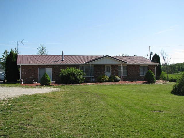 3 Bedrooms on 50 Acres