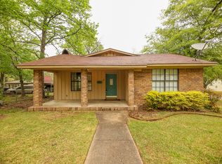 210 Oakhurst Blvd, El Dorado, AR 71730
