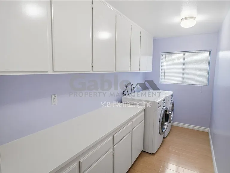 25344 Irving Ln — Photo 21