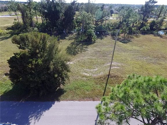 2nd image of 2322 NE 35th Ln