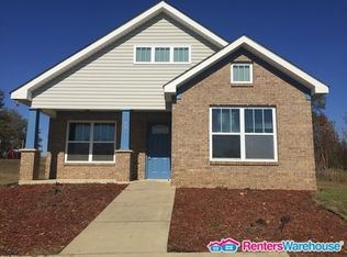 337 Creek Run Cir, Calera, AL 35040