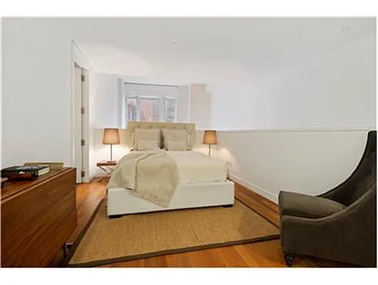 Rented by Douglas Elliman | media 38