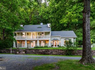 21 Old River Rd, Lambertville, NJ 08530