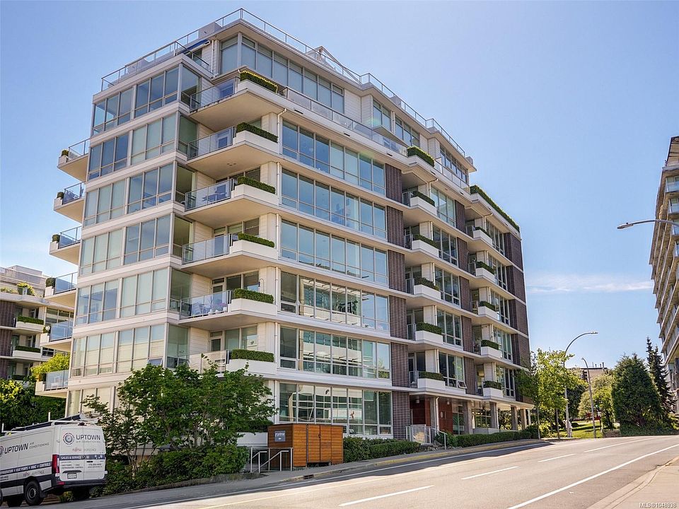 1st image of 399 Tyee Rd #105