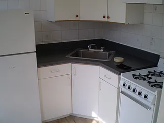 Rented by Maximus Realty Group