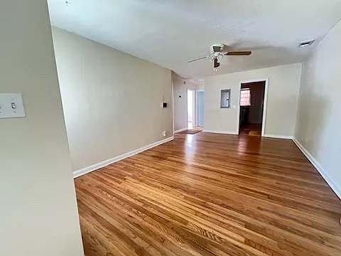 2029 New York Ave #1 — Photo 3