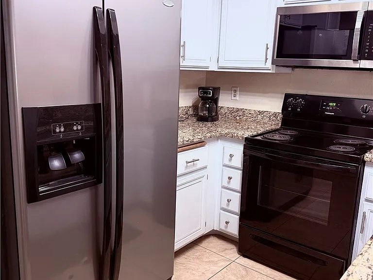 2752 Lodestone Dr — Photo 2