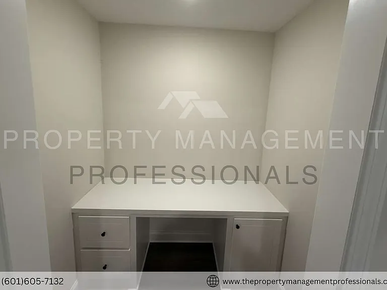 571 Patrick Farms Dr — Photo 30